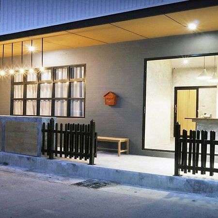 Oyo 1032 Beds Patong Hotel Phuket Buitenkant foto