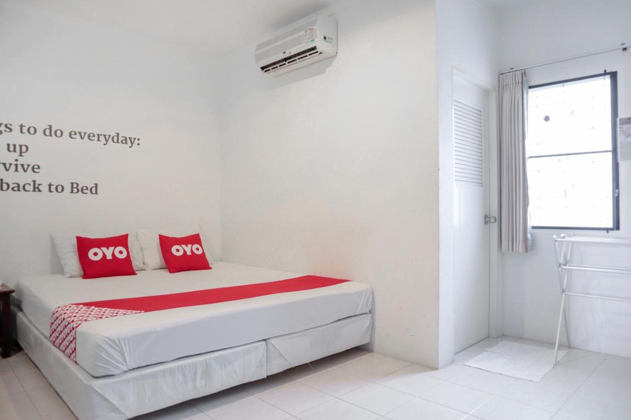 Oyo 1032 Beds Patong Hotel Phuket Buitenkant foto