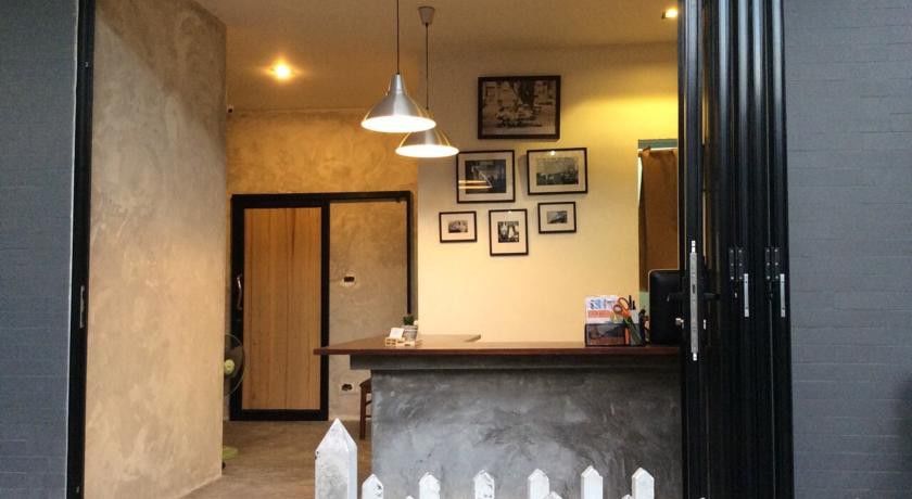 Oyo 1032 Beds Patong Hotel Phuket Buitenkant foto